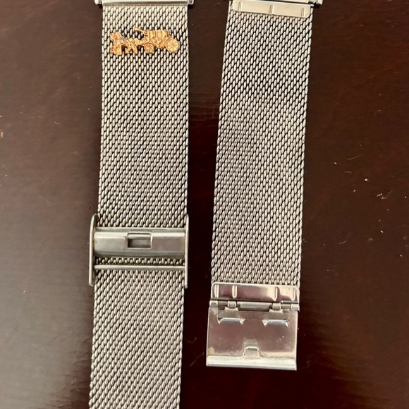 Coach Silver Mesh Women\'s Watch main image 4